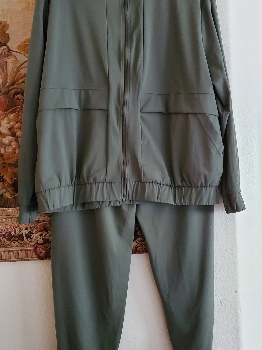 Member’s Mark Travel Set L Olive Jacket + Joggers